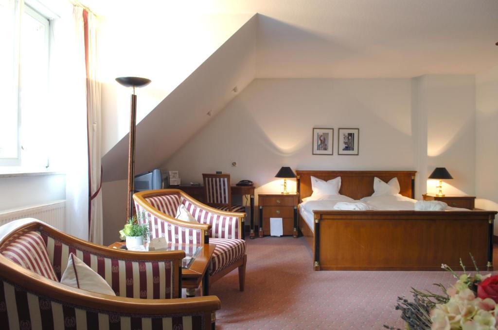 Hotel Gasthof Der Krug Штегаурах Номер фото